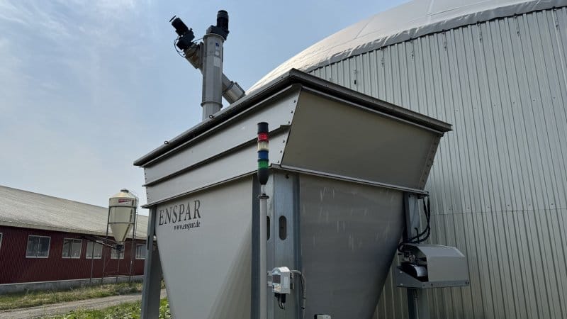 バイオガスプラントの効率的なバイオマス原料供給と管理方法