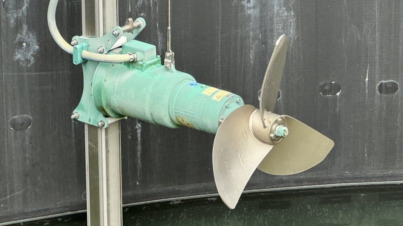 バイオガスプラント発酵槽の攪拌装置　ミキサー